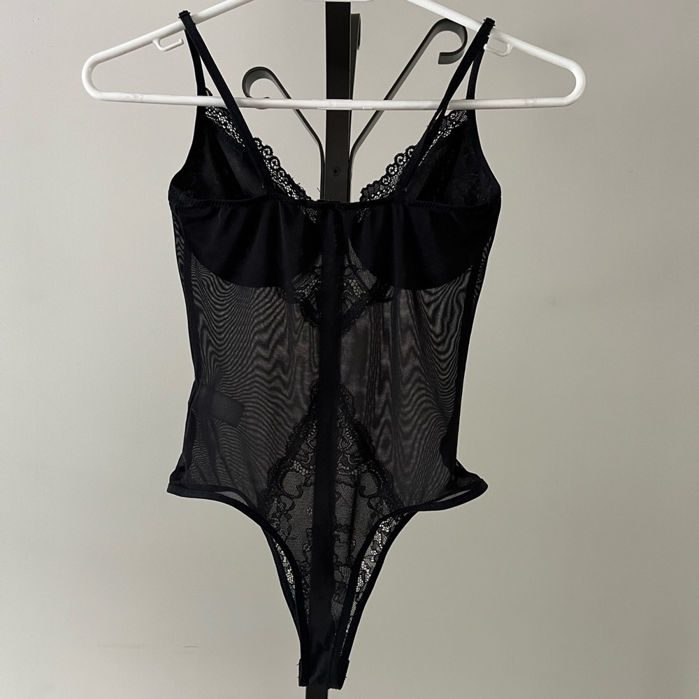 Hollywood Sheer Lace Bodysuit, Size XSmall.